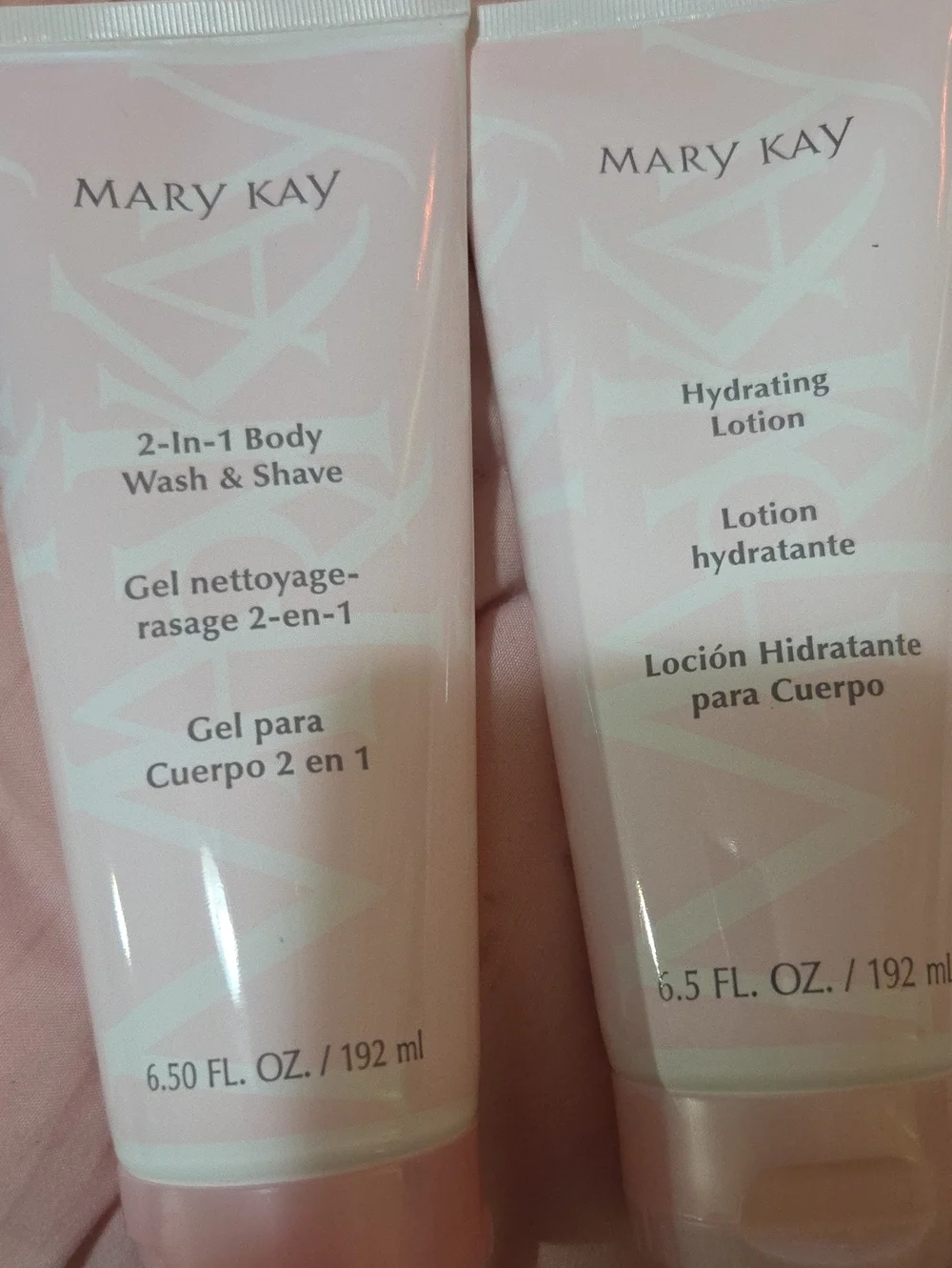 Mary Kay Hydrating Lotion & 2-in-1 Body Wash - Pale Pink